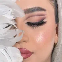 آموزش میکاپ میکاپ ارتیست زاهدان