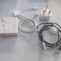 شارژر و هندزفری و رابط آیفون اصلی