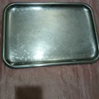 سینی استیل مستطیل شکل قدیمی و سنگین.