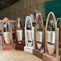 آینه ایستاده چراغدار