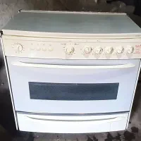 گاز تکنو ۵ شعله فر دار در حد نو