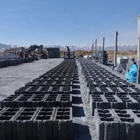 یک کارگر ساده بنا بلوک زن|استخدام معماری، عمران و ساختمانی|اراک, |دیوار