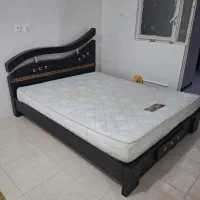 تخت دونفره