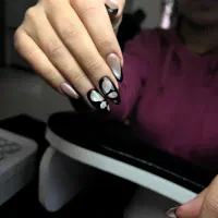 ترمیم فقط با۴۰۰تومان ناخنکار حرفه ای