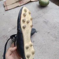 کفش فوتبال چمن|کیف، کفش، کمربند|رشت, چله خانه|دیوار