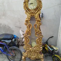 ساعت ایساده