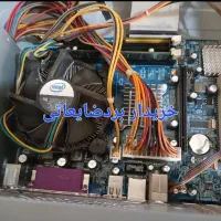 برد سبز کامپیوتر  قهوهای