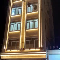 آپارتمان-تک-واحدی-طبقه-دوم-روی-پیلوت
