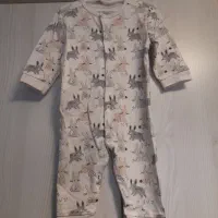 چند دست لباس بچه