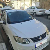 ساینا ۹۸ بی رنگ