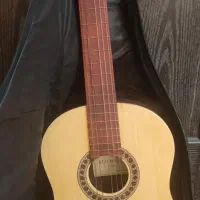 گیتار رزونانس ۳۲۰