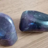 یاقوت سیلان بزرگ و درشت