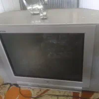 تلویزیون .سینک. شیر