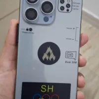 اپل iPhone 15 با حافظهٔ ۲۵۶ گیگابایت