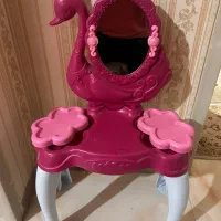 میز آرایشی بچگونه