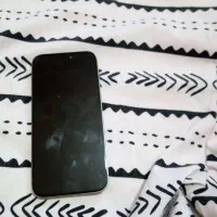 آیفون ۱۶پرو مگس طرح|موبایل|ماکو, |دیوار