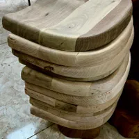 کفی چوبی صندلی زین اسبی خام با چوب گردو و‌چنار|صندلی و نیمکت|کرمان, |دیوار