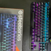 کییورد apex pro tkl 2023