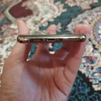 اپل iPhone XS با حافظهٔ ۶۴ گیگابایت