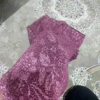 دو قواره پارچه لباس کردی|لباس|قروه, |دیوار