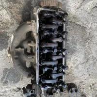 سر سیلندیر ۲۰۵ درحد نو و کاربراتور ۲۰۵