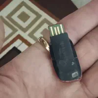 فلش مموری 8گیگ|لوازم جانبی موبایل و تبلت|کرج, حسین آباد (اکبر آباد)|دیوار