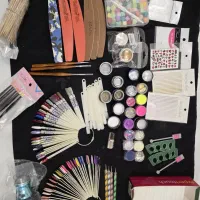 وسایل کامل کاشت ناخون یک هفته استفاده شده نو