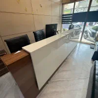 ست میز مدیریت سلطنتی با کانتر و  صندلی و مبل|مبلمان اداری|تهران, ولنجک|دیوار