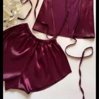 تاپ و شورتک ساتن