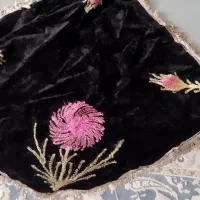 انواع رومیزی وسجاده قدیمی و جدید|کلکسیون اشیاء عتیقه|بیرجند, |دیوار