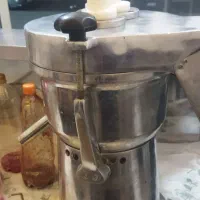 آب هویج وسیب گیری|آبمیوه‌گیر و آب‌مرکبات‌گیر|تهران, بهداشت|دیوار