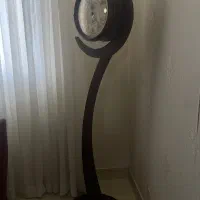 ساعت چوبی شیک پایه دار