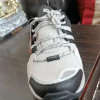 کفش|کیف، کفش، کمربند|کرمان, |دیوار