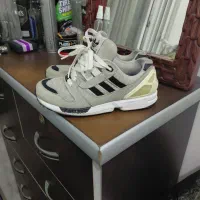 کتونی اورجینال zx8000سفید خط مشکی