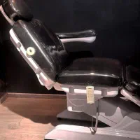 صندلی زیبایی سه موتوره|آرایشگاه و سالنهای زیبایی|مشهد, بهارستان|دیوار