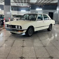 بی ام و 518 سفید سانروف دار داخل ۱۰۰٪ فابریک