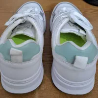 کتانی نو با تخفیف بالا|کیف، کفش، کمربند|بجنورد, |دیوار