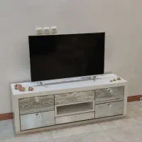 میز تلویزیون آینه ای