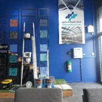 منشی فروشگاه لوازم استخری