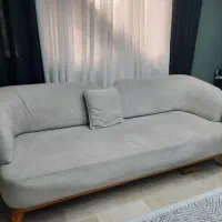 یک دست مبلمان ۷ نفره در حد نو کلا یک سال کار کرده|مبلمان خانگی و میز عسلی|اندیشه, اندیشه فاز ۵|دیوار