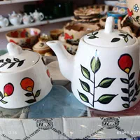 ظروف سفال و سرامیک|قوری، کتری، قهوهساز دستی|بیرجند, |دیوار