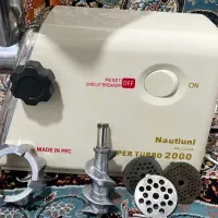 چرخ گوشت کاملا سالم و تمیز و کم کار