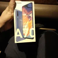 گوشی آی هفتاد خاموش