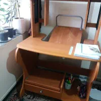 ۶ عدد صندلی ساده دسته دار نو و تخته وایت برد بزرگ|صندلی و نیمکت|ایلام, |دیوار