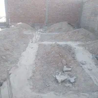 زمین ۱۹۵متری به فروش میرسد