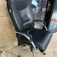 صندلی مدیریت|دفتر کار|اندیشه, اندیشه فاز ۱|دیوار