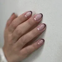 خدمات کاشت ناخن(ژل و‌پودر )