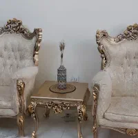 مبلمان سلطنتی با میز ناهار خوری