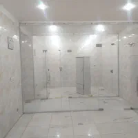 سه مغازه بزرگ دریک پاساژ خیابان بازار