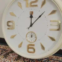 ساعت دیواری